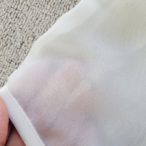 Sheer White Top with Embroidered Hem - Picture 14 of 15